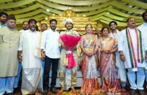 నూతన వధూవరులను ఆశీర్వదించిన సీఎం రేవంత్ రెడ్డి