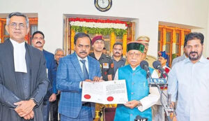 తెలంగాణ రాష్ట్ర గవర్నర్‌గా శివప్రతాప్‌ శుక్లా ప్రమాణం